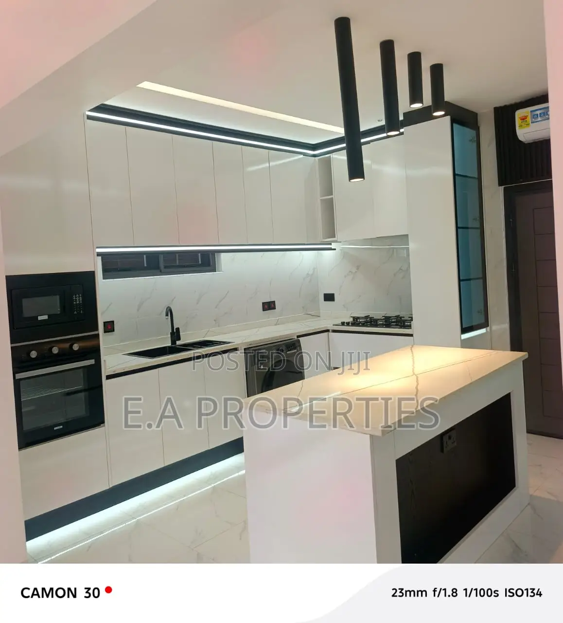 4bdrm House in Ea Properties, Frafraha for sale
