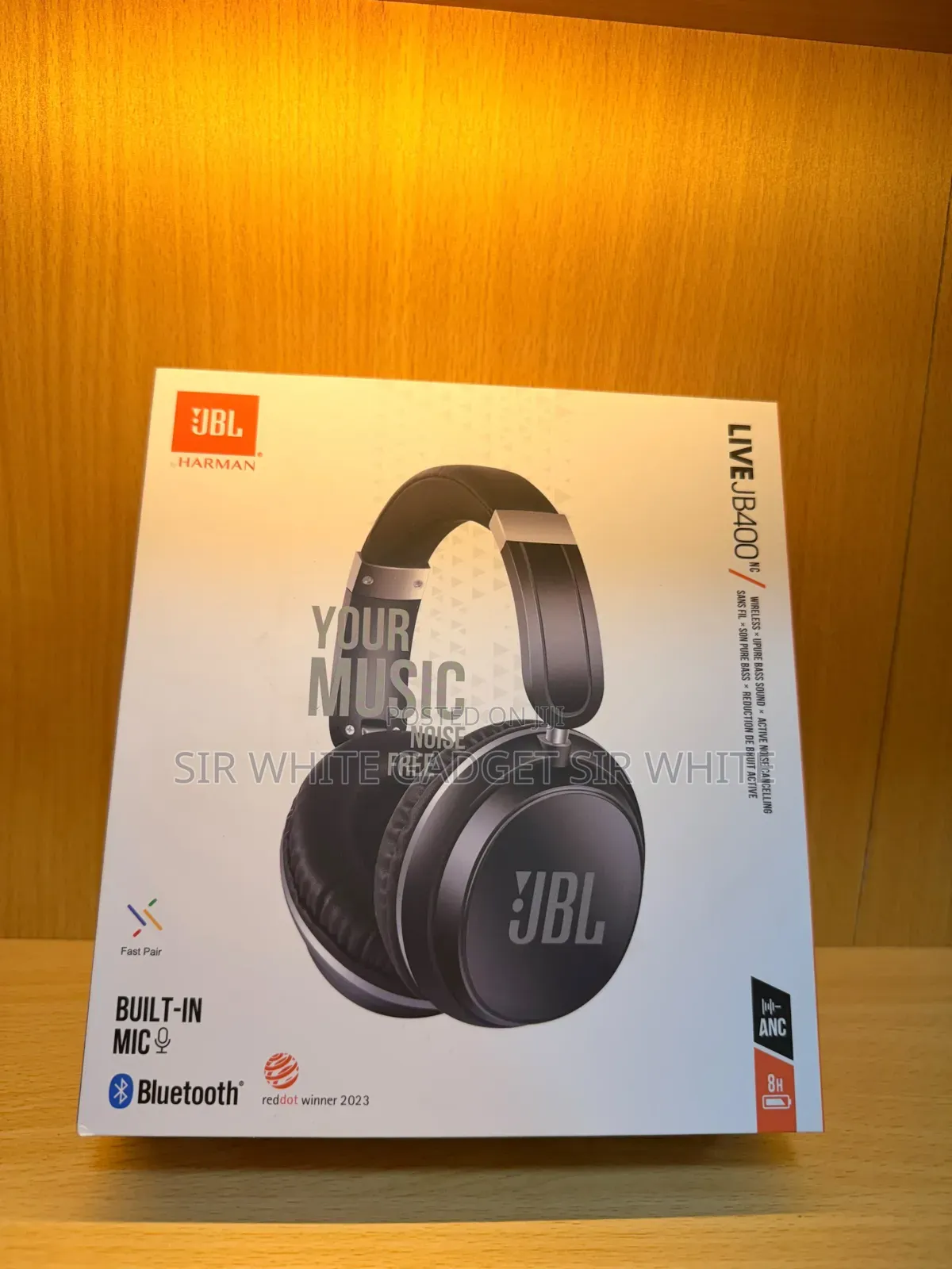JBL JB400 the JBL Wireless on-Ear Headphones