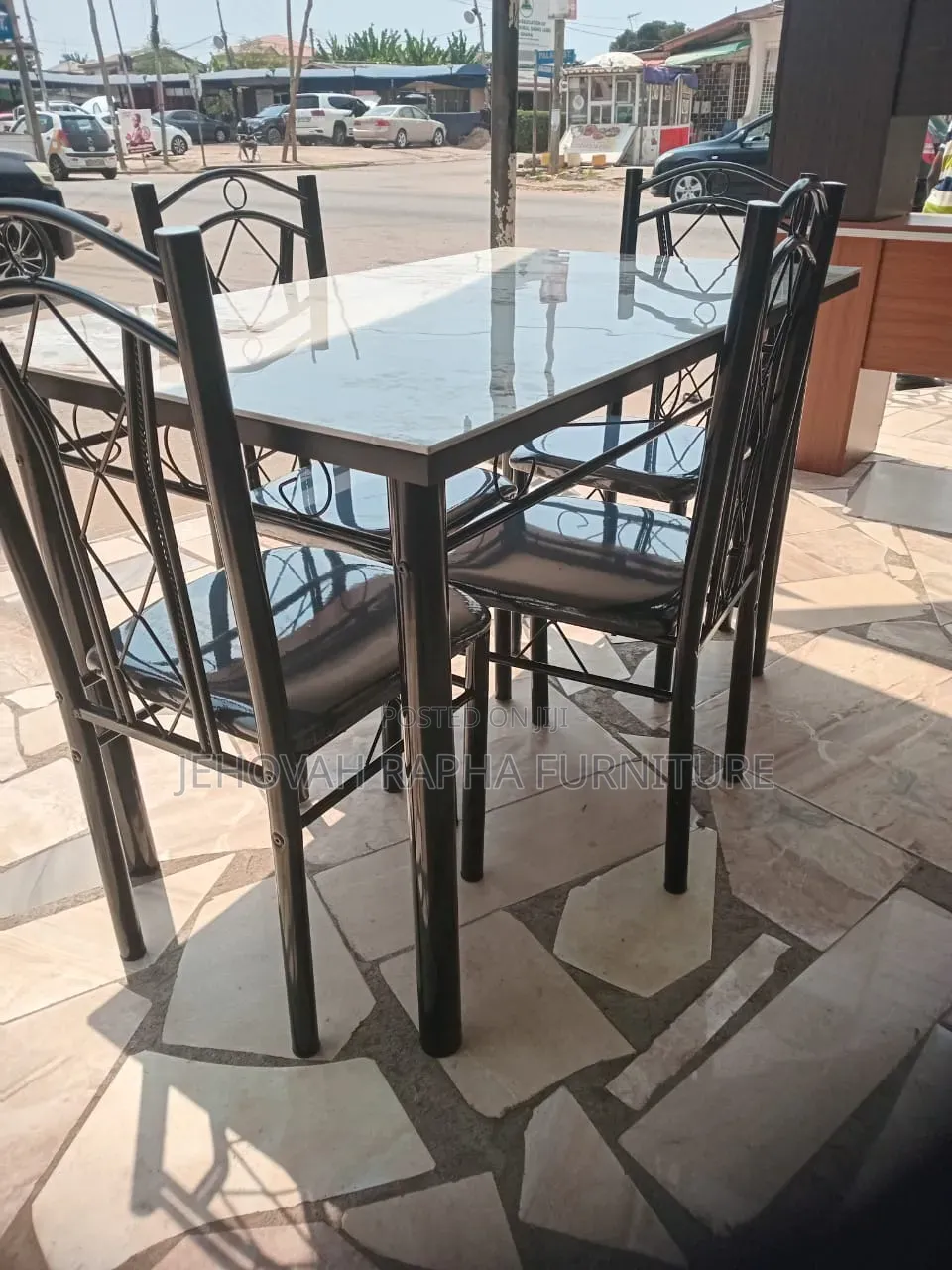 Family Size Dinning Sets