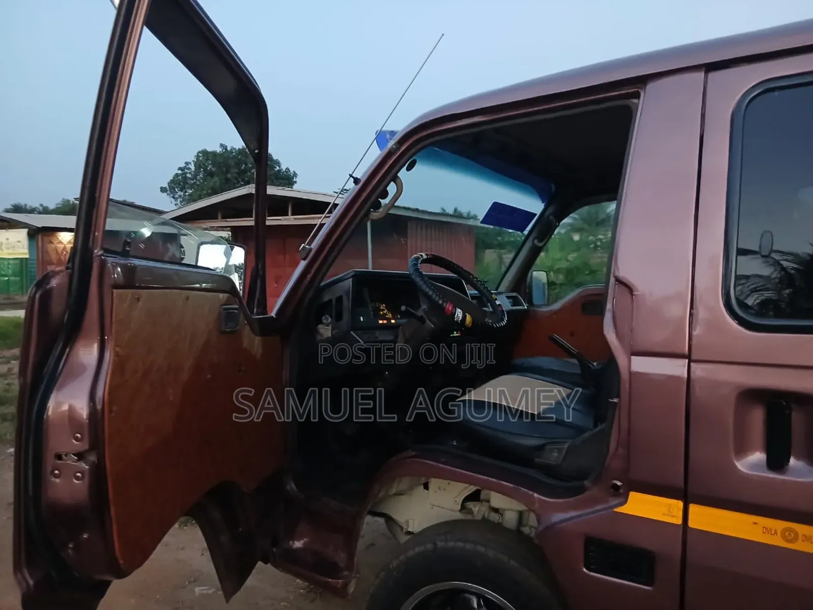 Nissan Civilian 2001 Brown