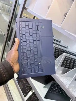 Laptop HP Dragonfly G2 16GB Intel Core i5 SSD 512GB
