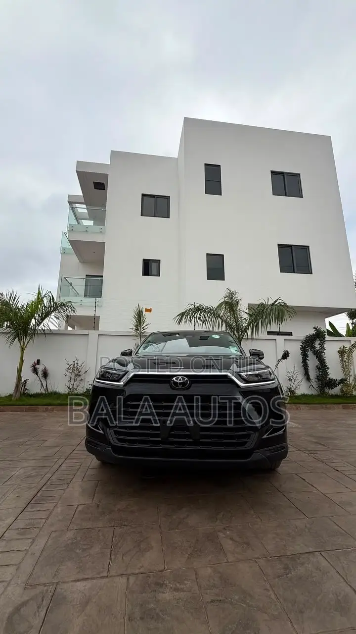 Toyota Grand Highlander 2024 Black