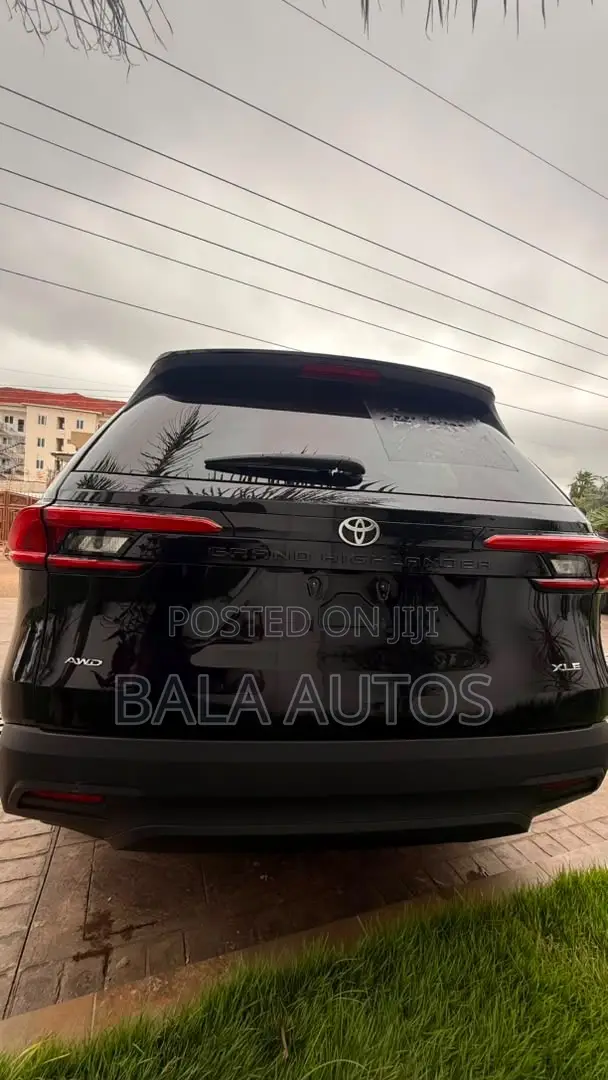 Toyota Grand Highlander 2024 Black