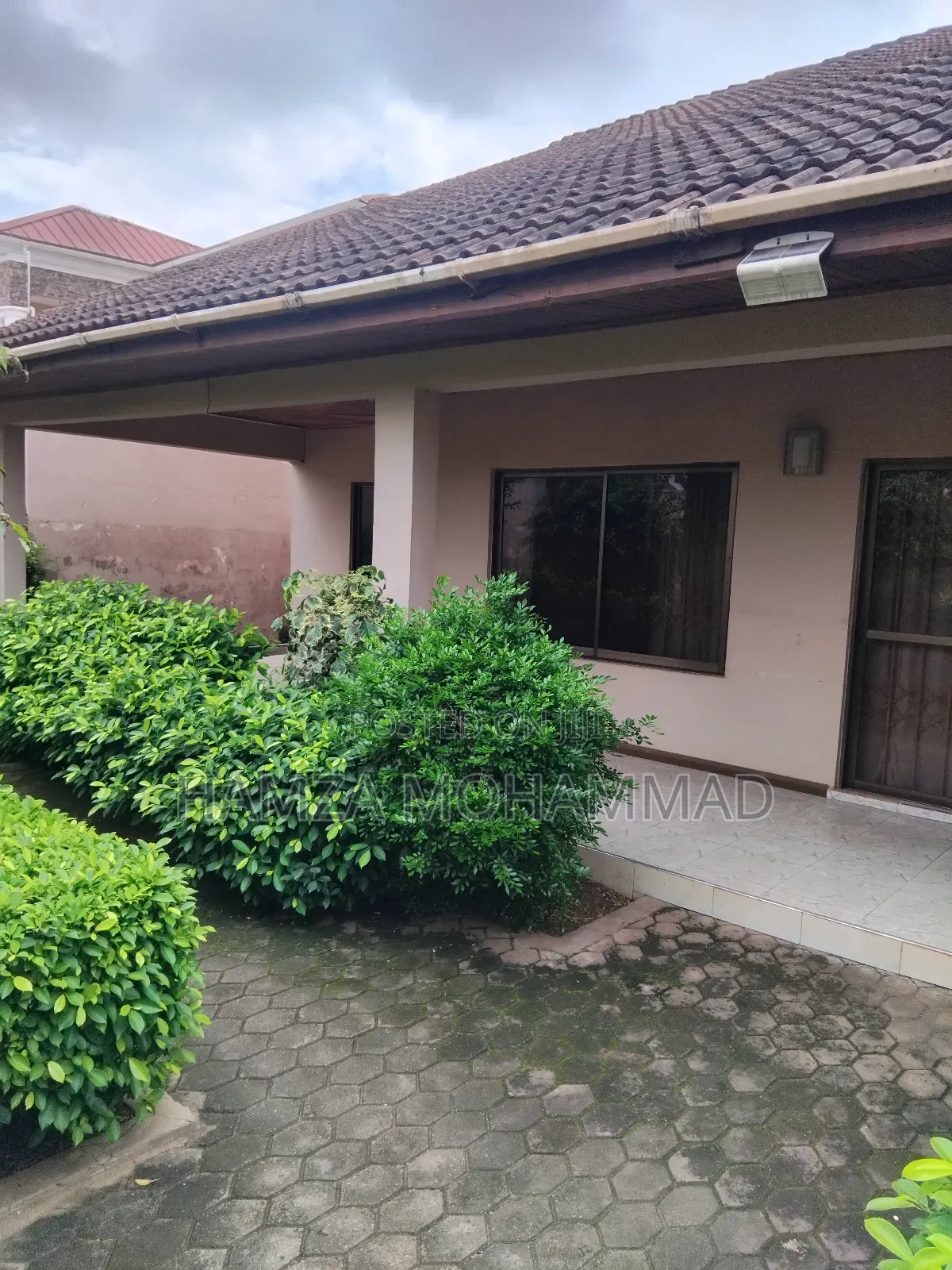 2bdrm Apartment in Hamza Estates, American House for rent