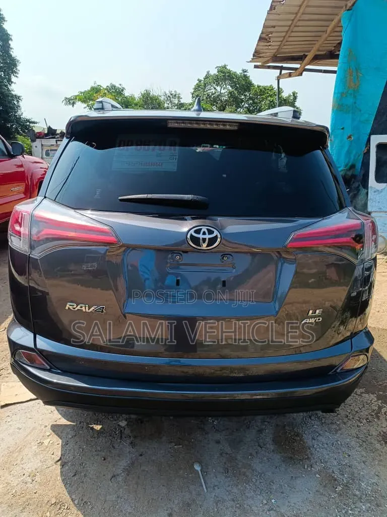 Toyota RAV4 2018 Gray