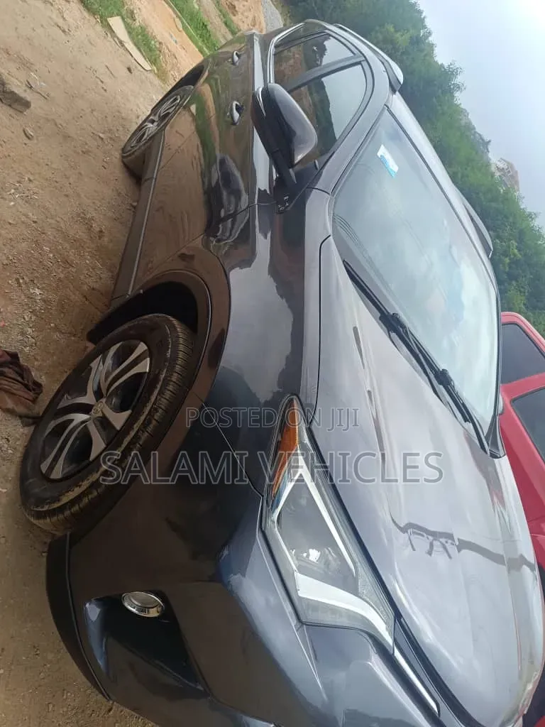 Toyota RAV4 2018 Gray