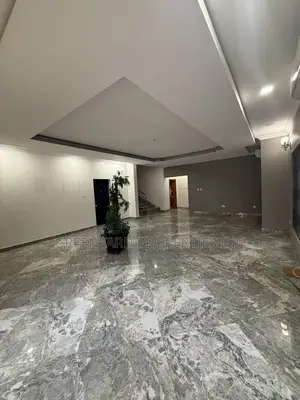 3bdrm House in A&C Mall, East Legon for rent