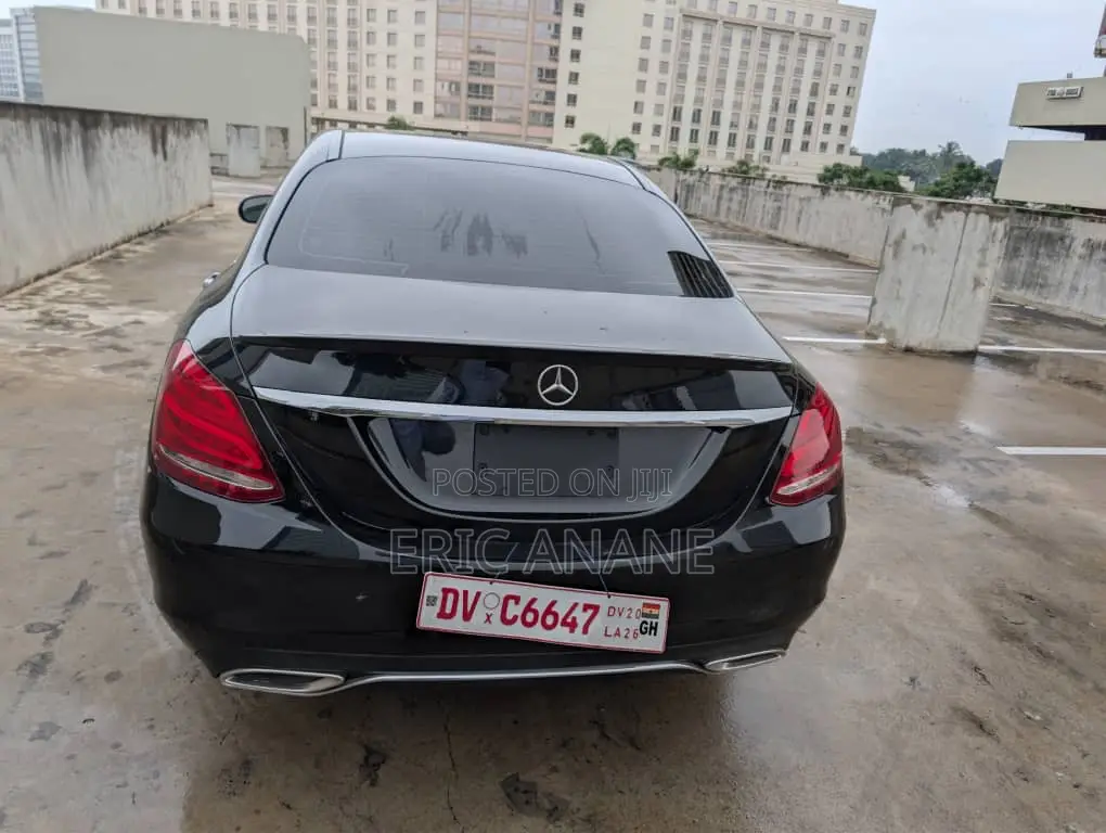 Mercedes-Benz C300 Luxury 4matic Sedan AWD (2.0L 4cyl 7A) 2017 Black