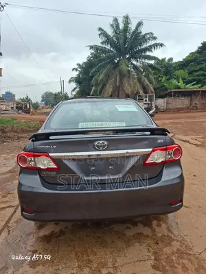 Toyota Corolla 2013 Gray
