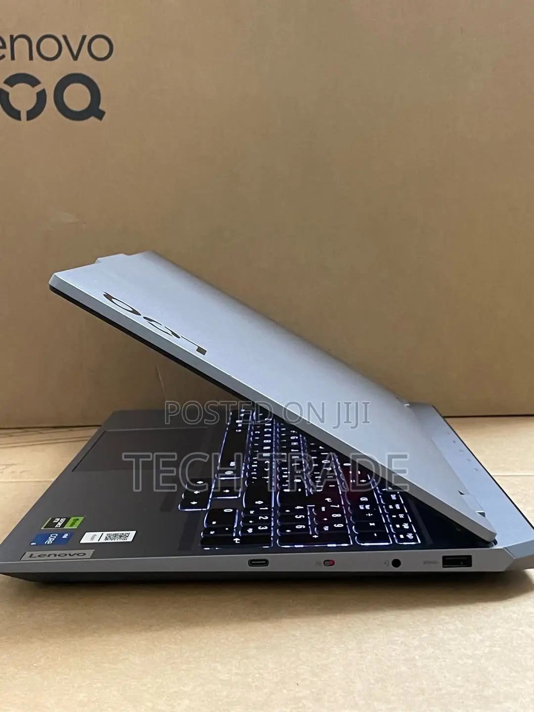 New Laptop Lenovo LOQ 15IRH8 32GB Intel Core i7 SSD 1T