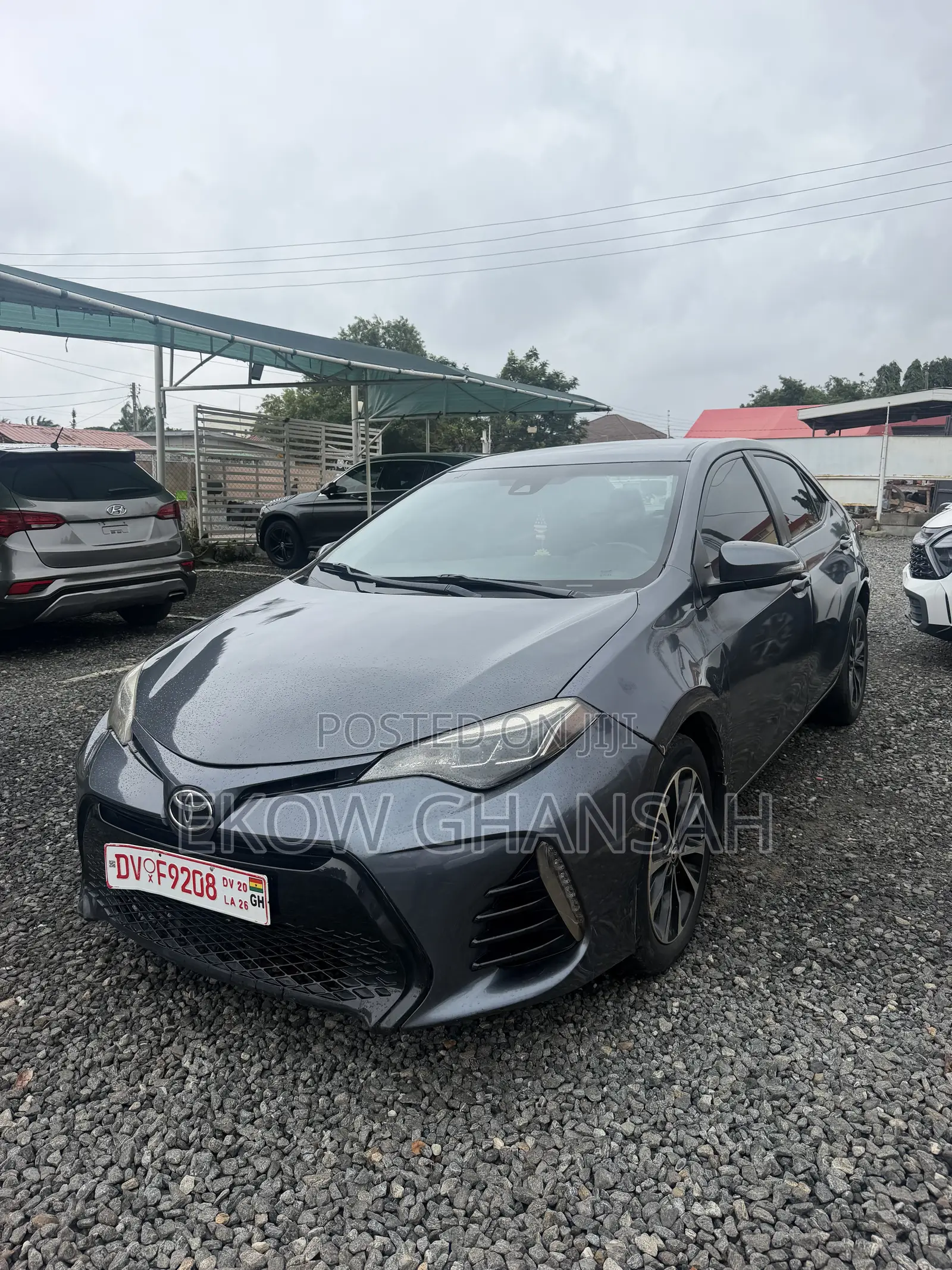 Toyota Corolla SE (1.8L 4cyl 2A) 2018 Gray