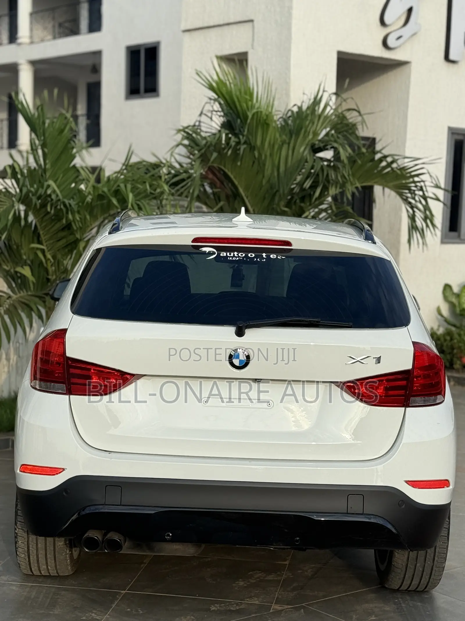 BMW X1 xDrive28i 4dr SUV AWD (2.0L 4cyl Turbo 8A) 2015 White