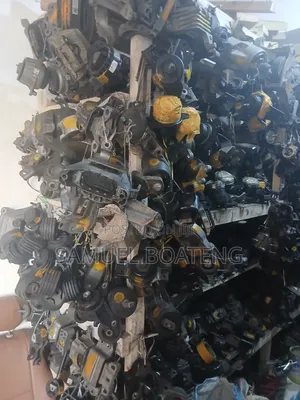 All Cars of Engine Seat Is Available