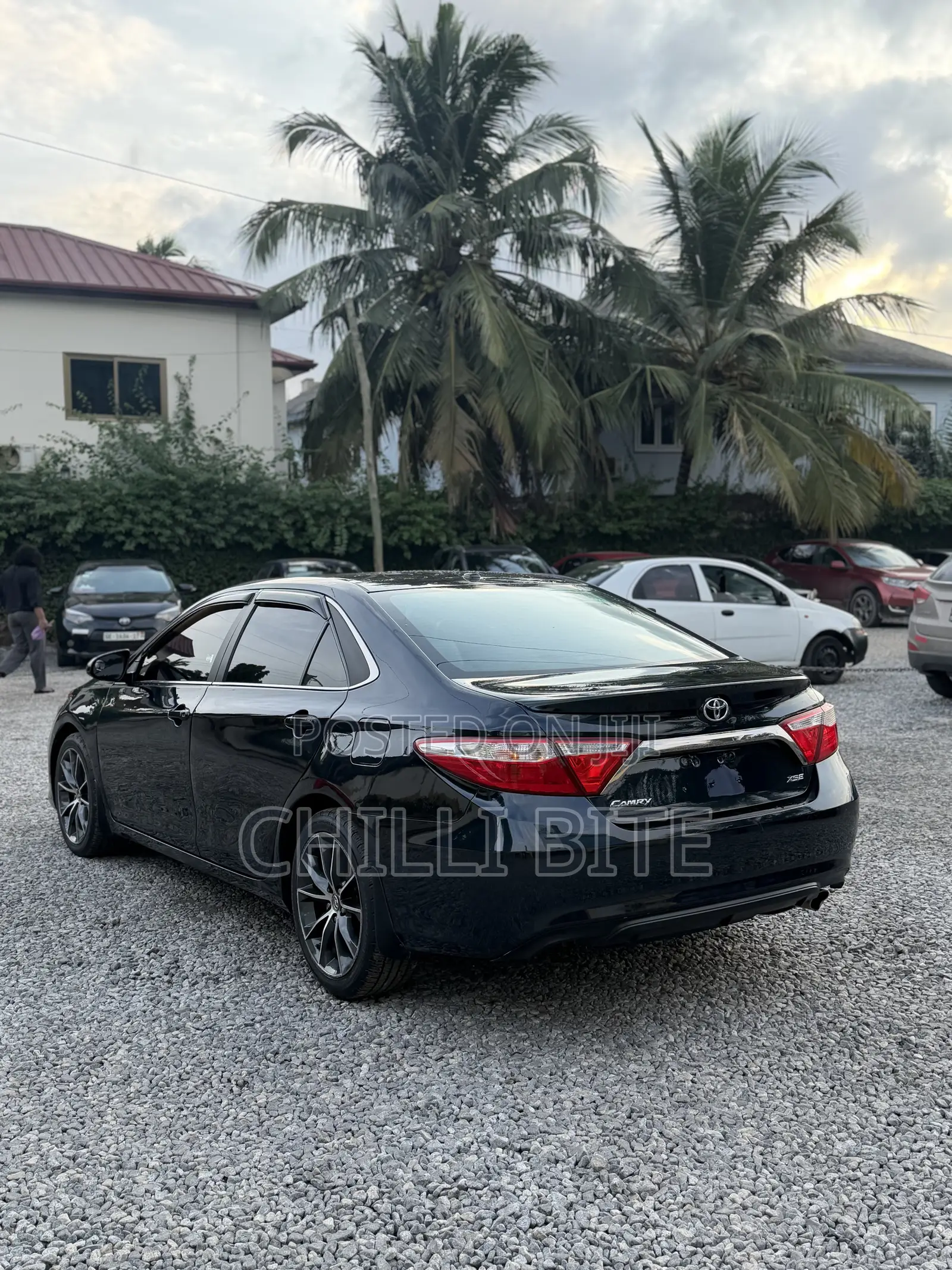 Toyota Camry XSE 4dr Sedan (2.5l 4cyl 6A) 2016 Gray