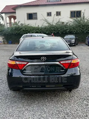Toyota Camry XSE 4dr Sedan (2.5l 4cyl 6A) 2016 Gray
