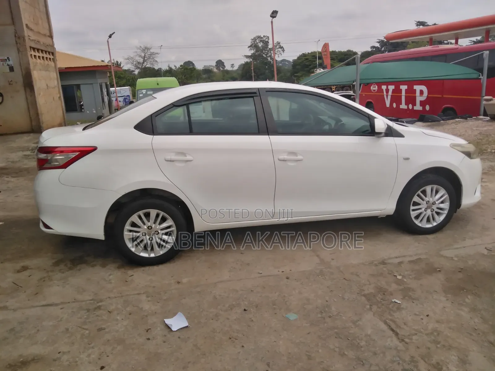 Toyota Yaris 2015 White