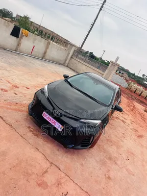 Toyota Corolla 2018 Black