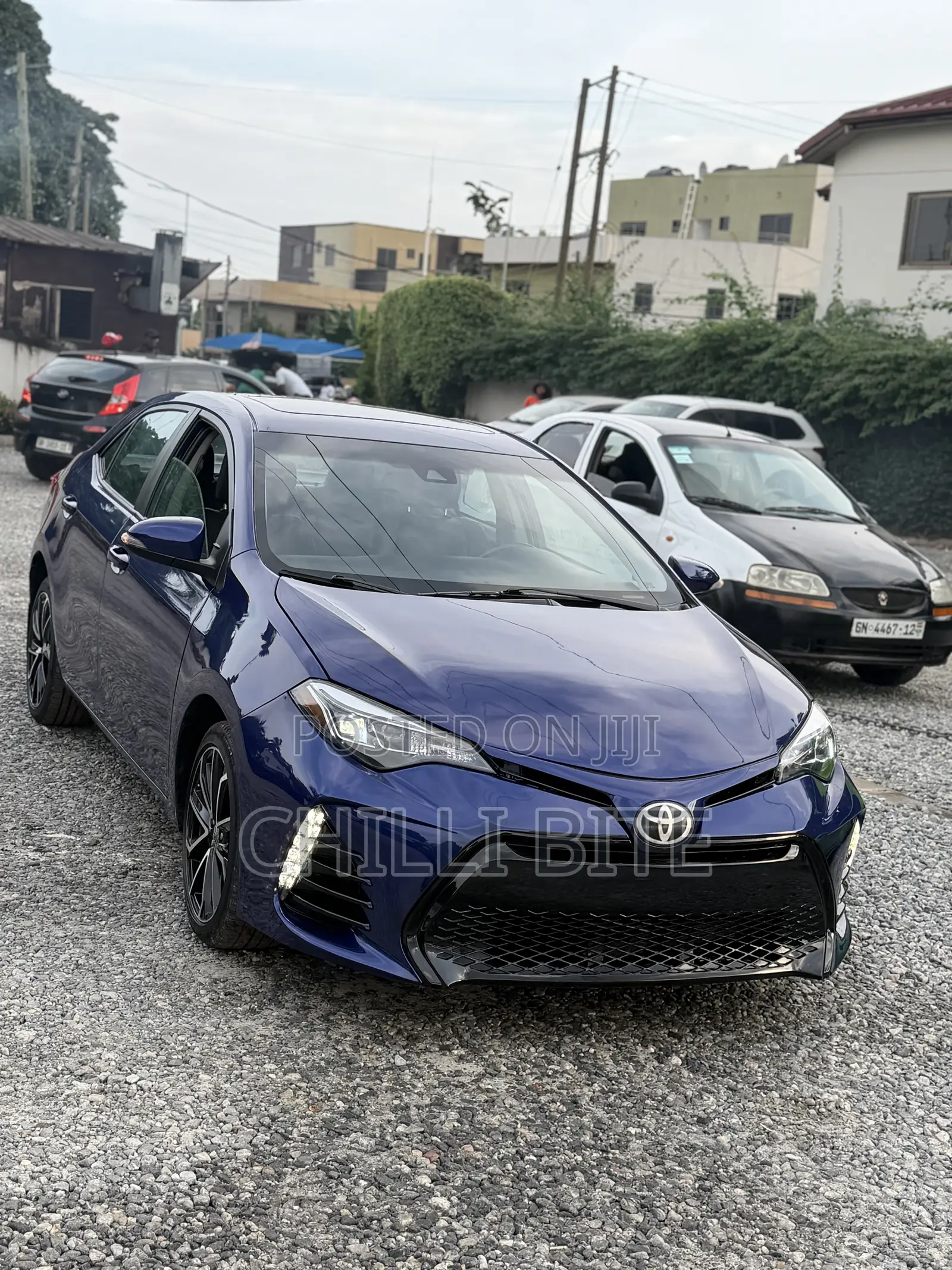 Toyota Corolla SE 4dr Sedan (1.8L 4cyl CVT) 2017 Blue
