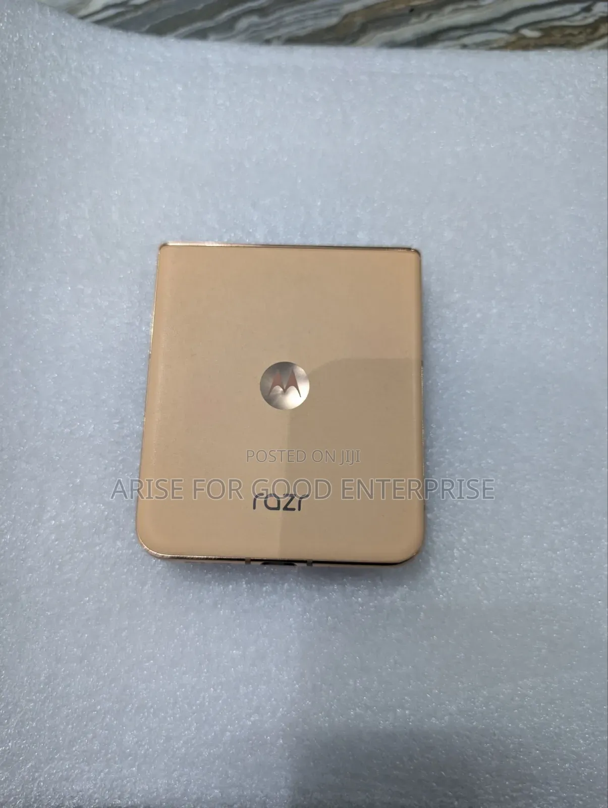 Motorola Razr+ 2024 256 GB Gold