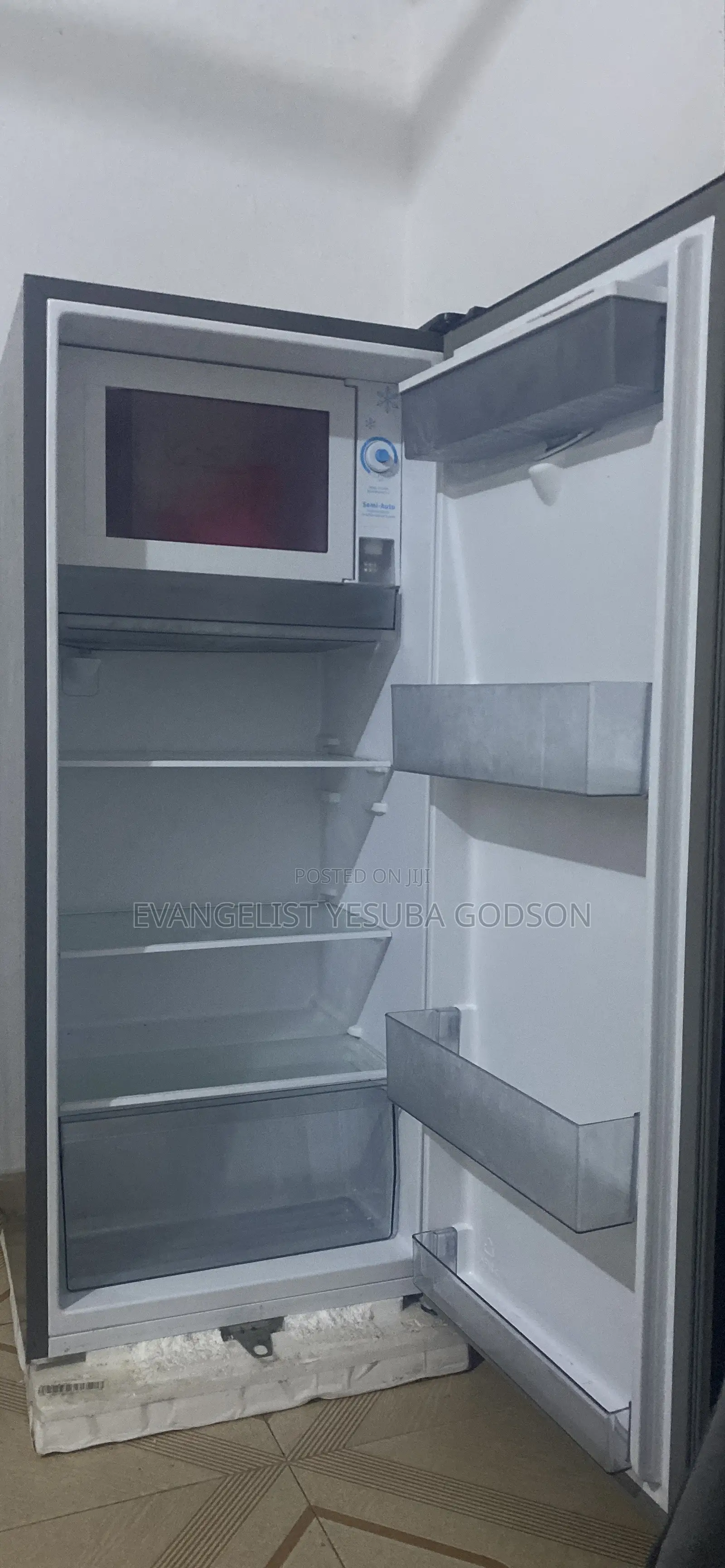 Refrigerator