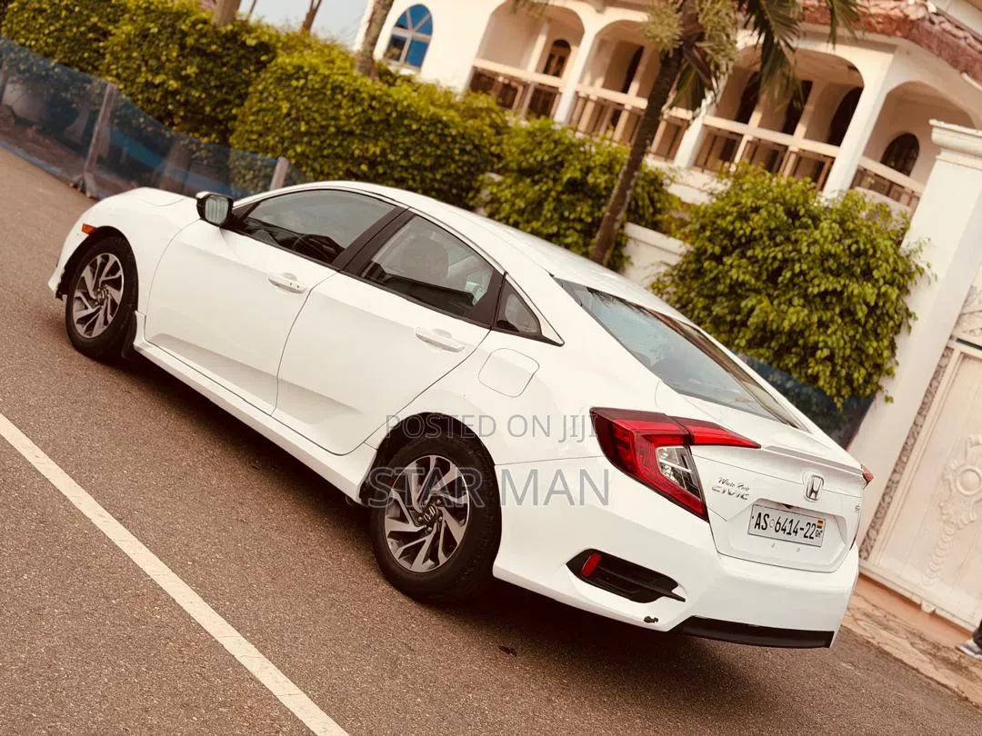 Honda Civic 2017 White