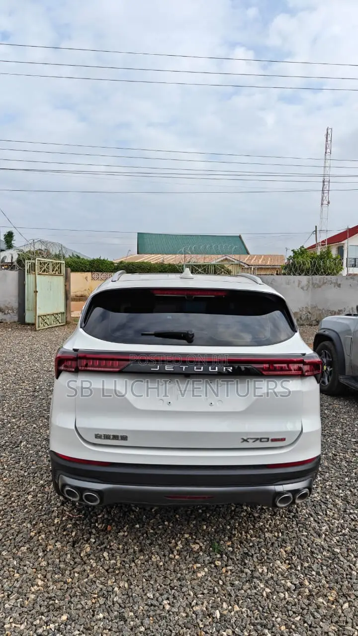 Jetour X70 Plus 2024 White