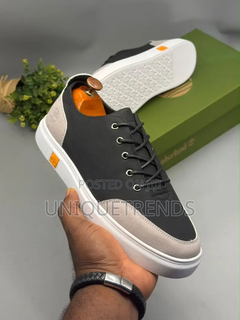 High Quality TIMBERLAND Leather Lace-Up Sneakers