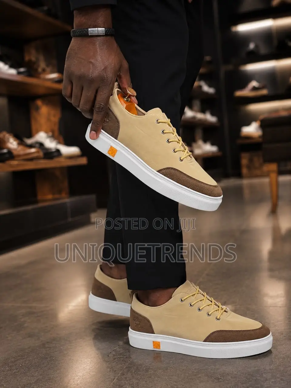 High Quality TIMBERLAND Leather Lace-Up Sneakers