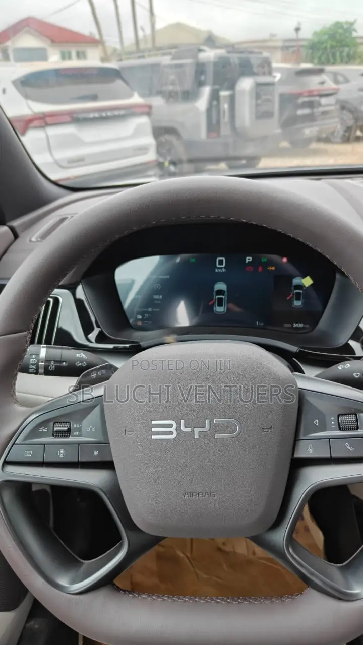 BYD Song Plus 2025 Gray