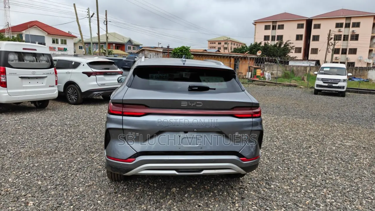 BYD Song Plus 2025 Gray
