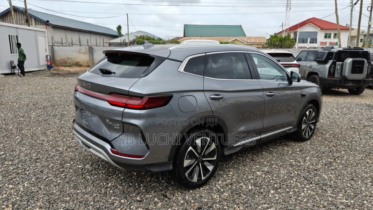 BYD Song Plus 2025 Gray