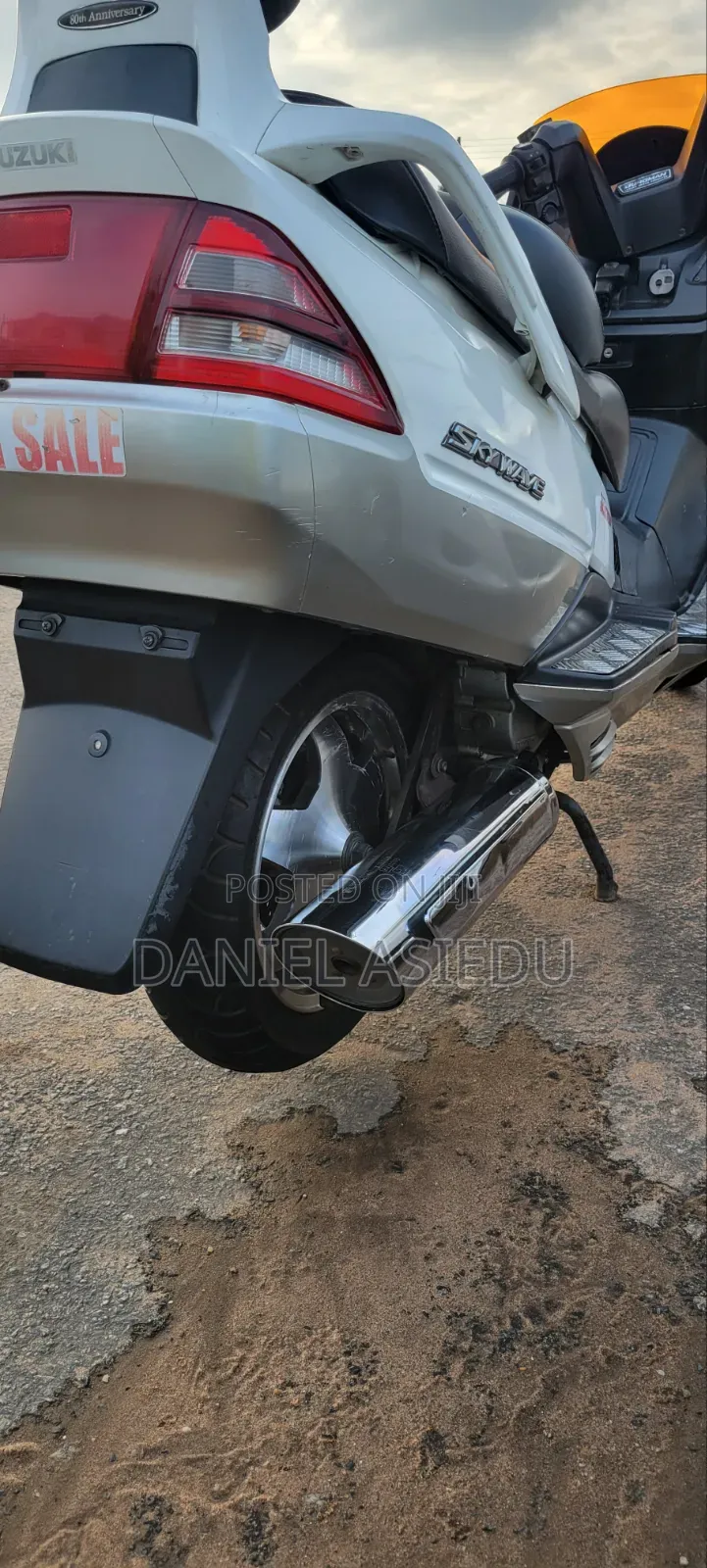 Suzuki Burgman 2015 White