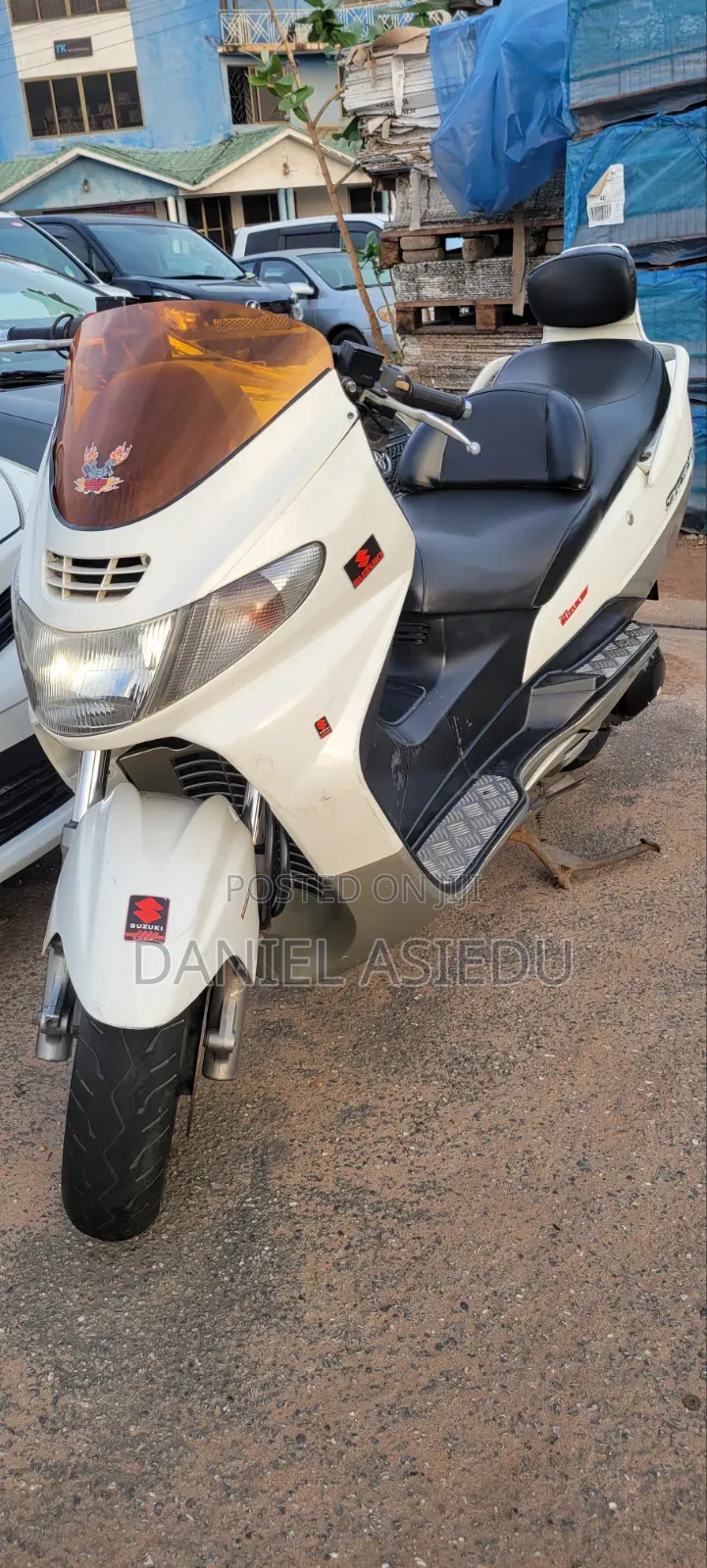 Suzuki Burgman 2015 White