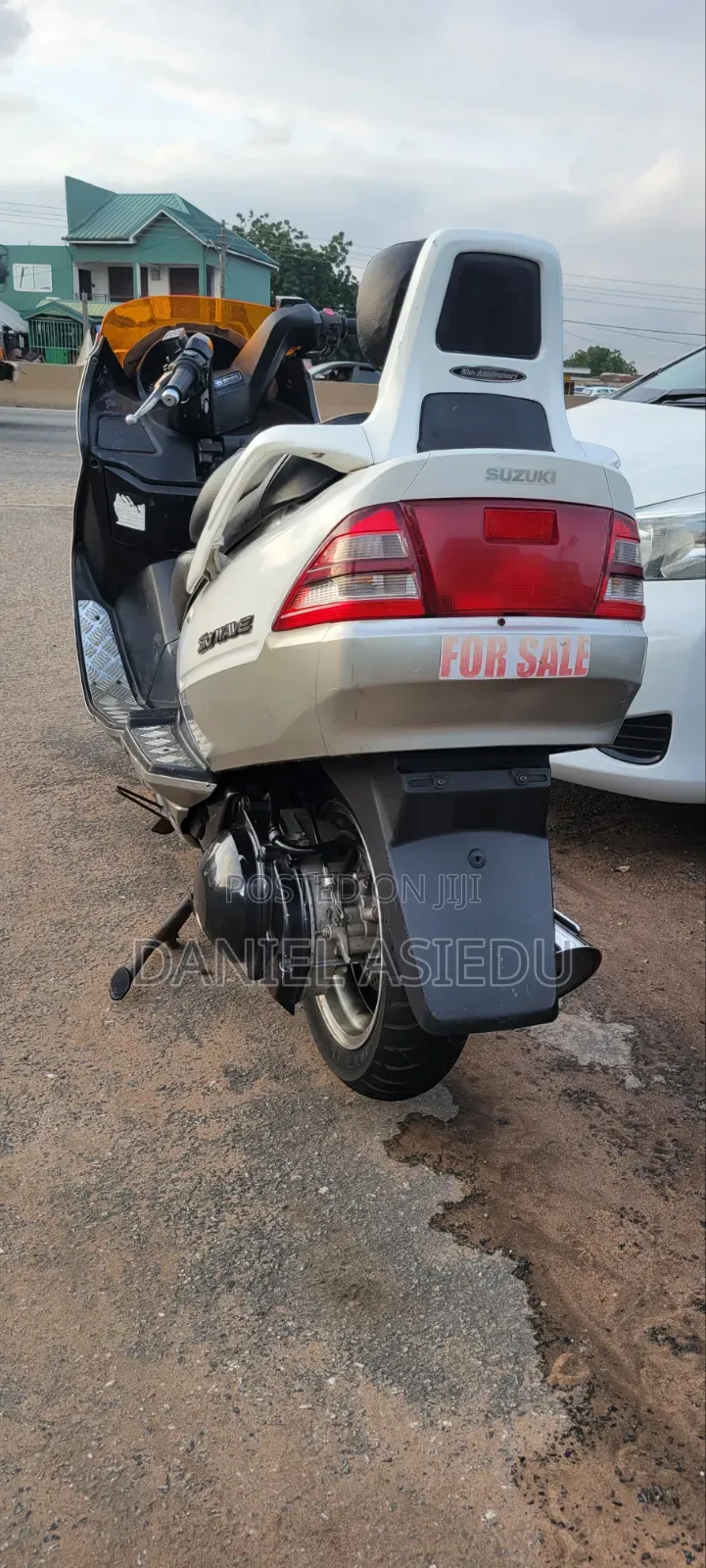 Suzuki Burgman 2015 White