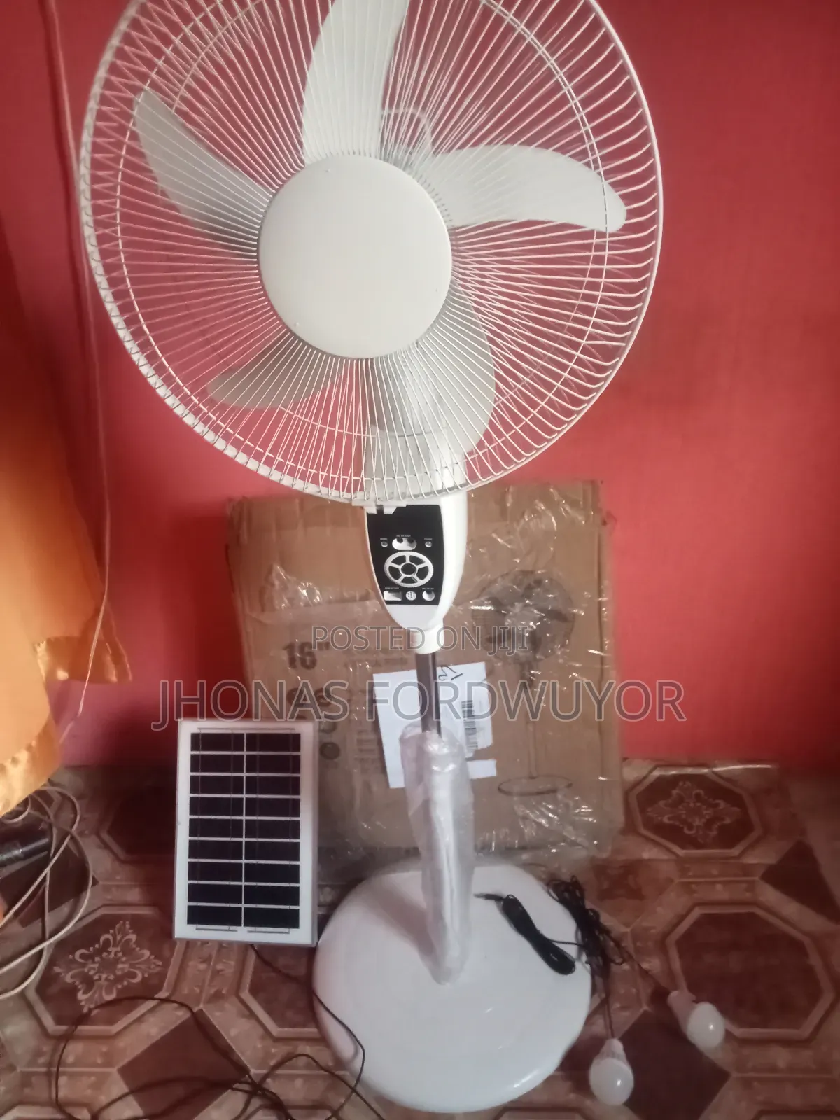 Rechargeable Solar Standing Fan