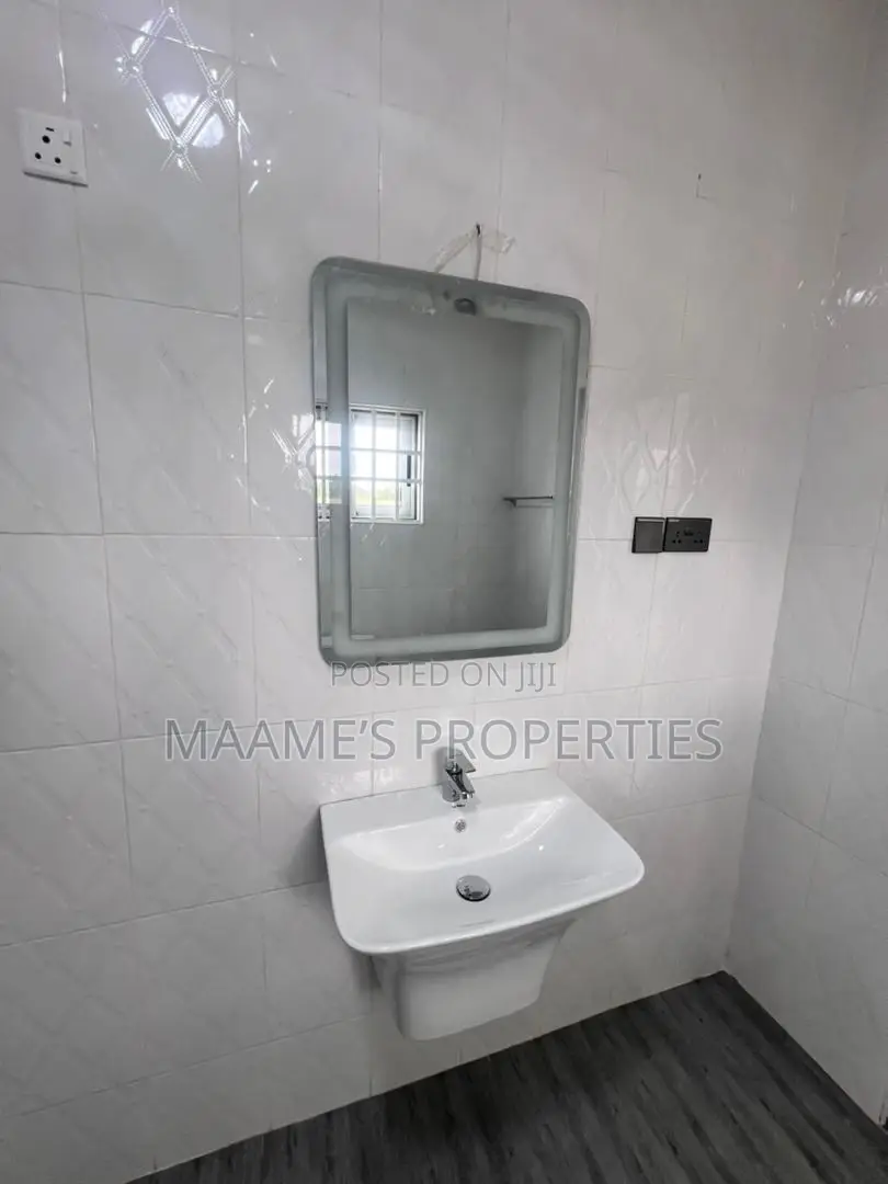 3bdrm House in Amrahia for sale