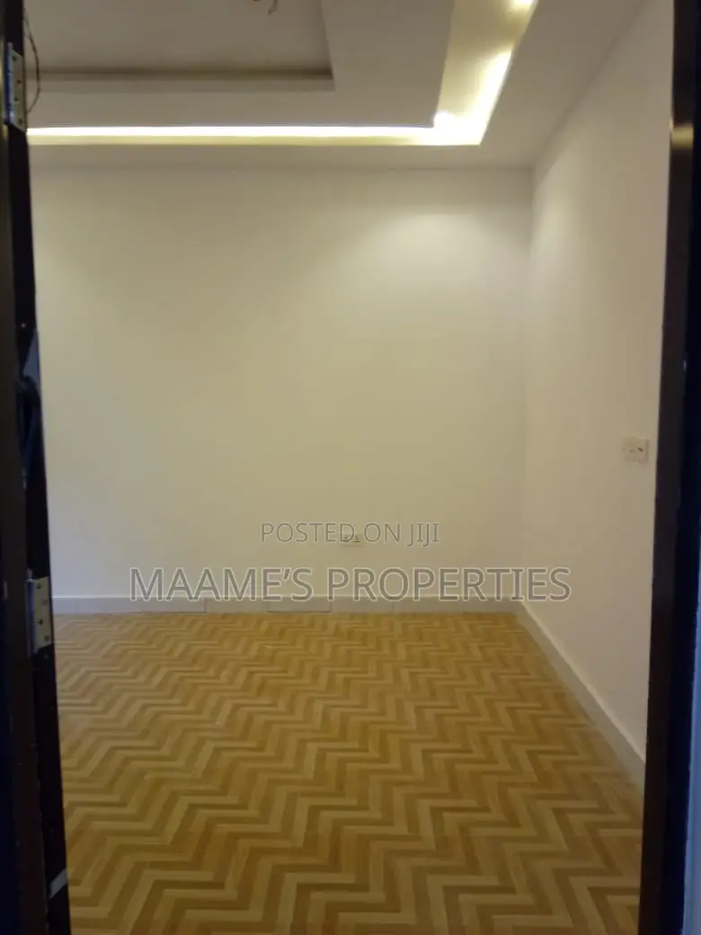 3bdrm House in Amrahia for sale