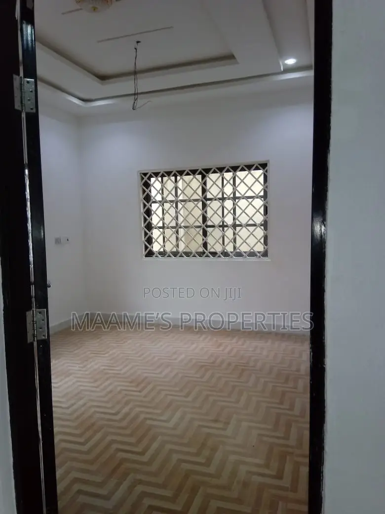 3bdrm House in Amrahia for sale