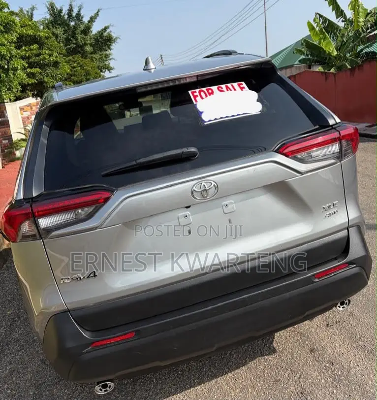 Toyota RAV4 2019 Gray