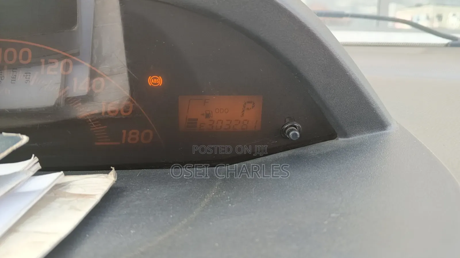 Toyota Vitz 1.0 FWD 3dr 2009 White