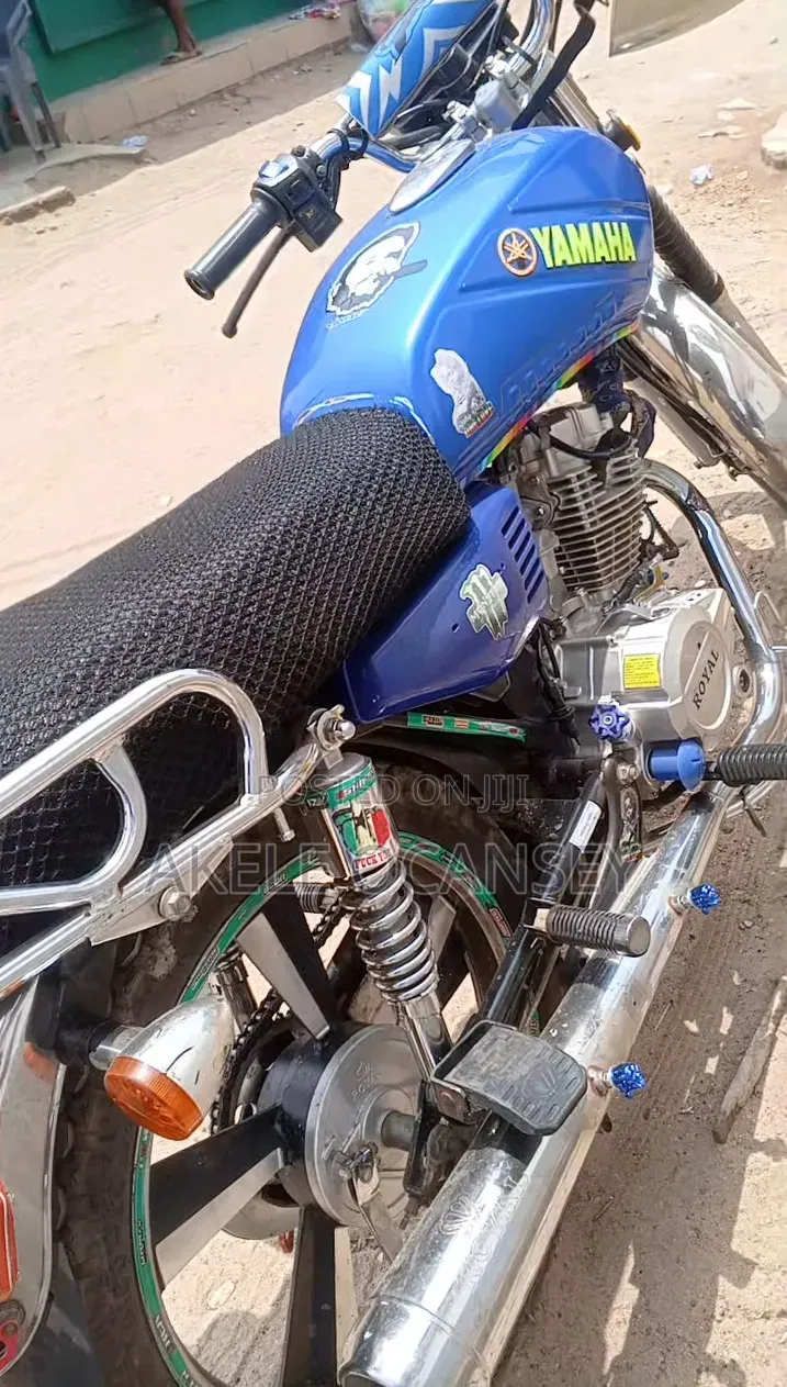Royal Motorcycle 2025 Blue