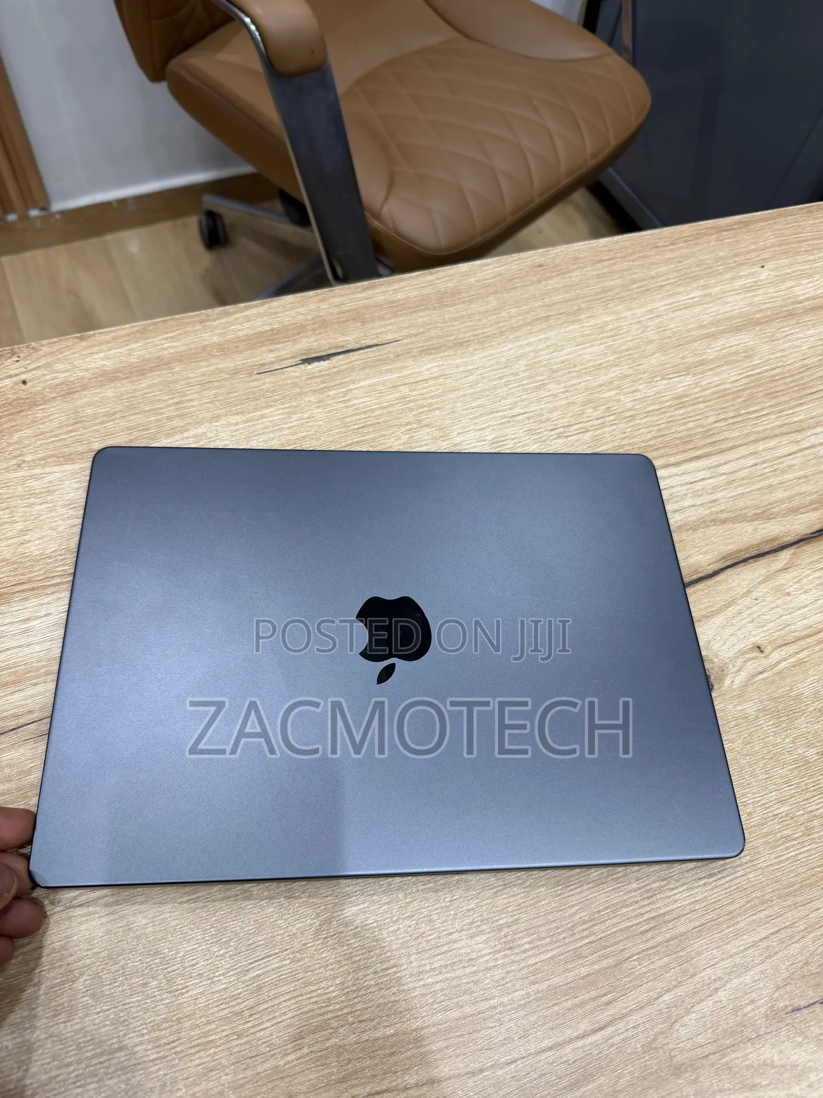 Laptop Apple MacBook Pro 2023 M3 18GB Apple M3 SSD 512GB