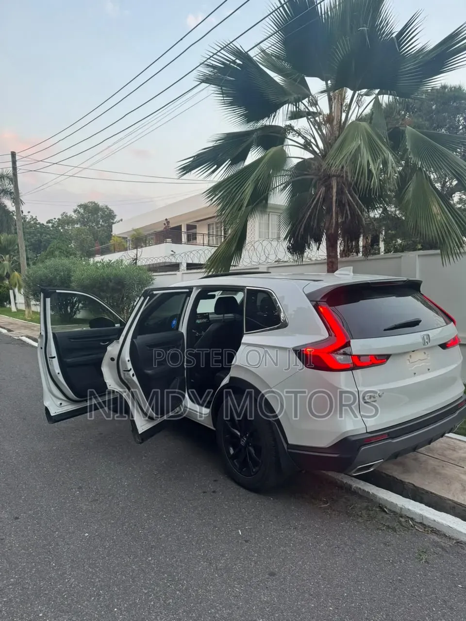 Honda CR-V 2024 White