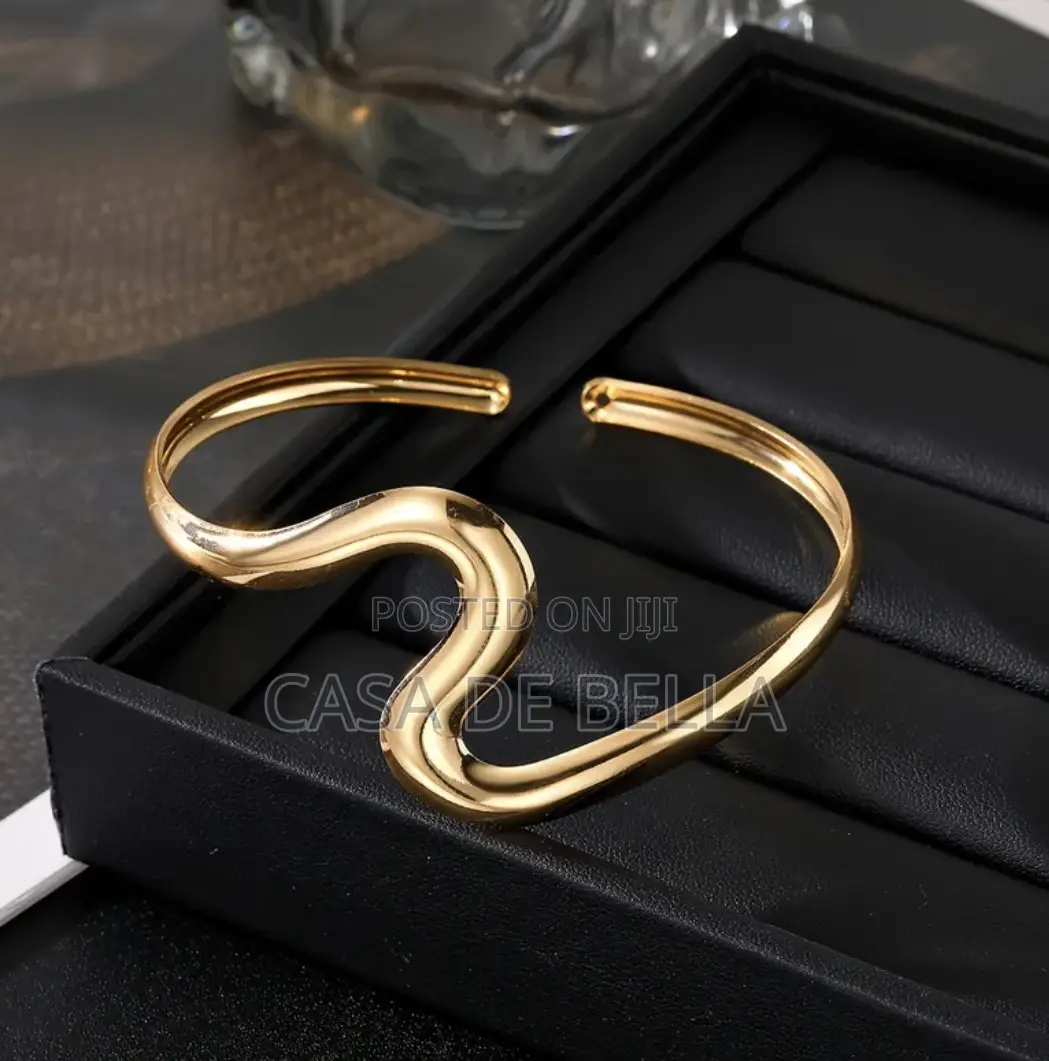 Designed Arm Cuffs