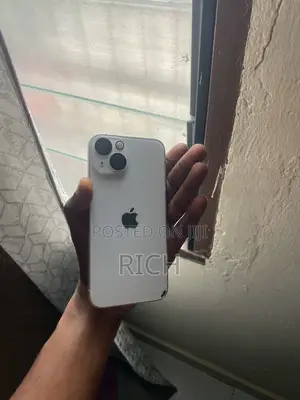 Apple iPhone 13 128 GB White