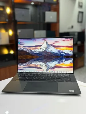 Laptop Dell Precision 5550 16GB Intel Core i7 SSD 256GB