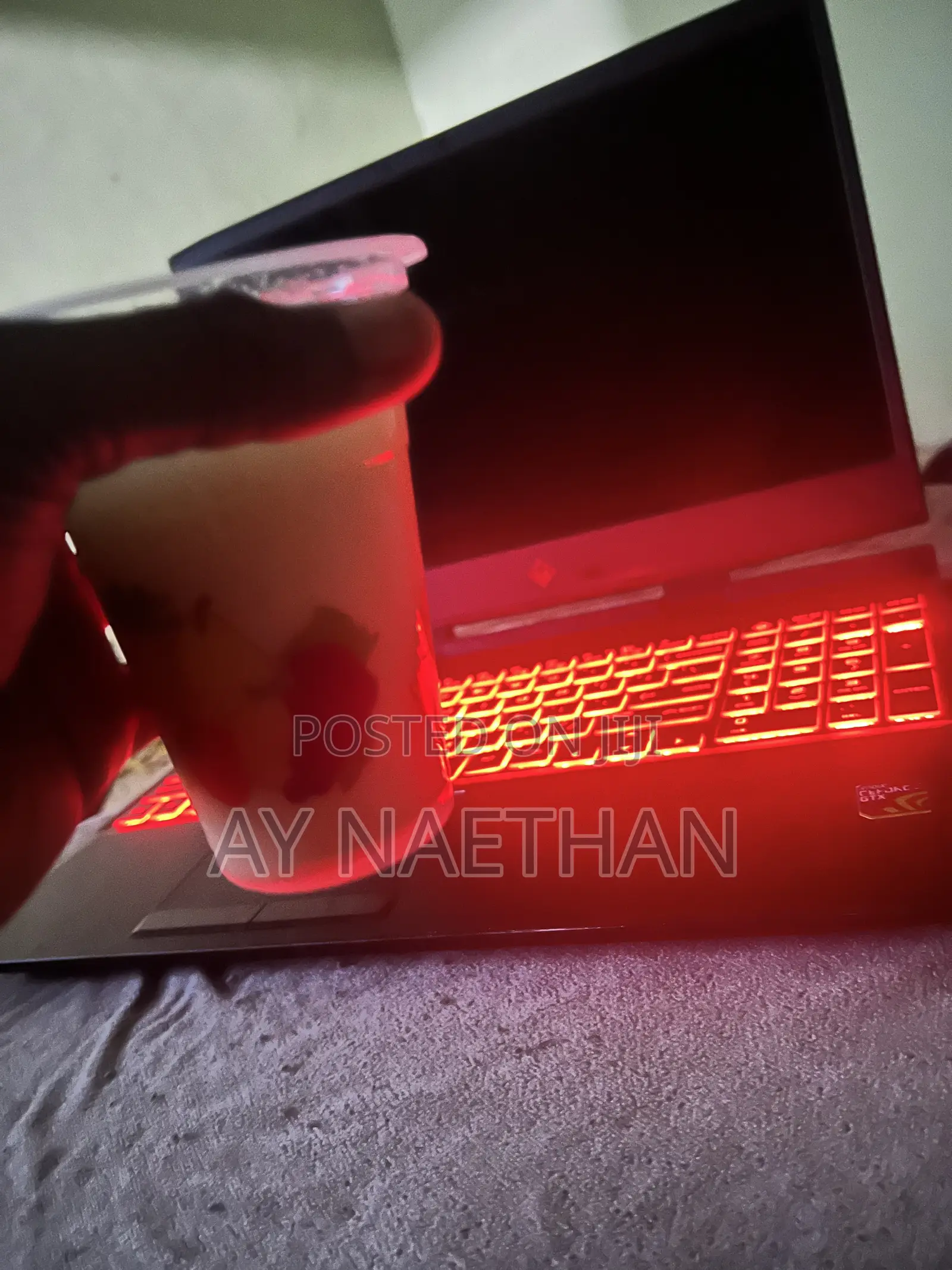 Laptop HP Omen 15 24GB Intel Core i5 HDD+SSD 1T