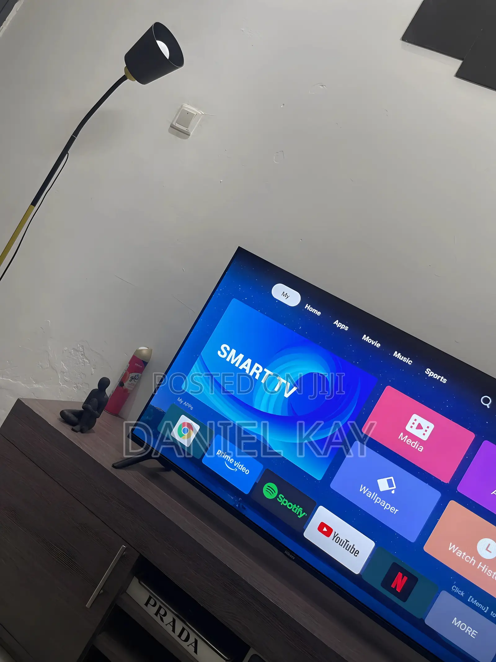 Hikers 43 Inch Smart TV