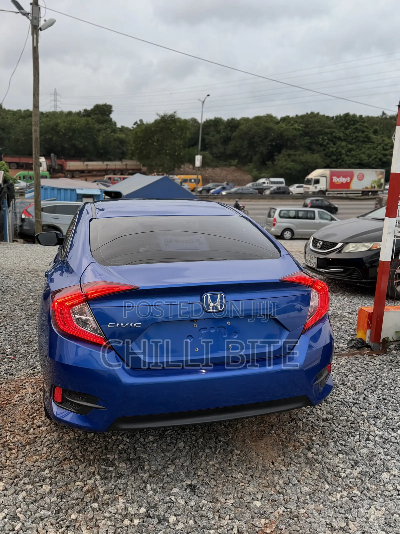 Honda Civic EX 4dr Sedan (2.0L 4cyl) 2017 Blue