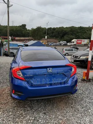 Honda Civic EX 4dr Sedan (2.0L 4cyl) 2017 Blue